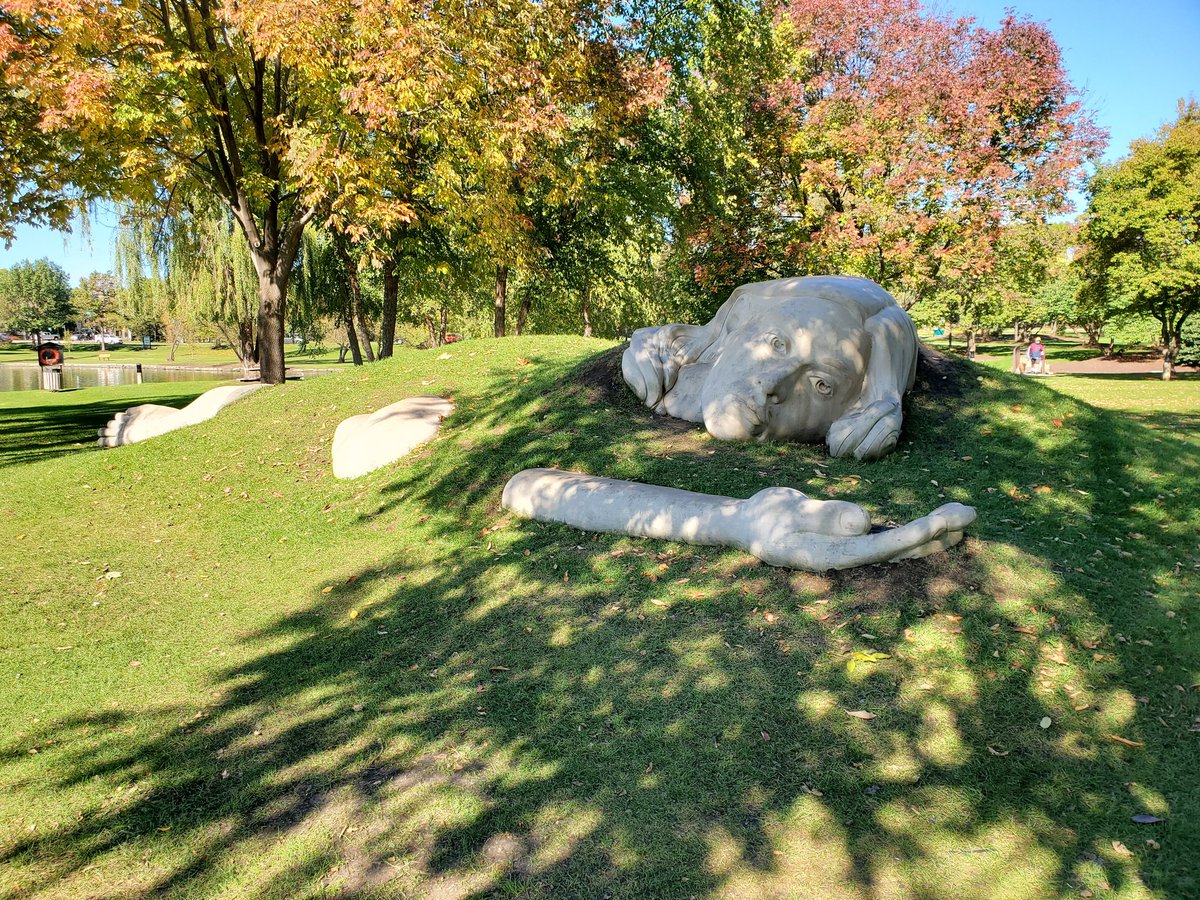 kateminch's tweet photo. Museums don't have to be limited to an indoor space! Recently I visited the Sculpture Park in Schaumburg and enjoyed learning about art pieces from artists around the world. #dpph https://t.co/LPfR5uSfMV