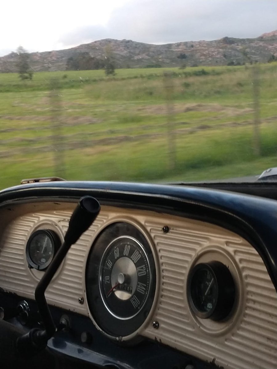 vientonortesa's tweet photo. Hace un rato salíamos a dar un vueltin con la @Ford #Azuleja. Cuando volvimos mi mujer me dice "tenes olor a nafta"...yo creo q si me hubiera dicho "te veo parecido al Quevo Kosner" no era tan buen piropo !!
#FordFSeries
#F100TwinIBeam https://t.co/QT2WIPyid3