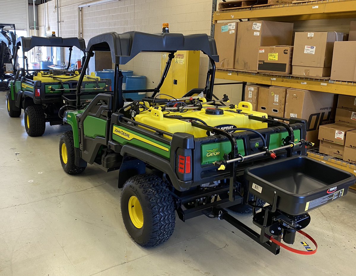 Sagermark77's tweet photo. Headline reads:

“Local School District Trusts The Best”

Shoppa's + John Deere #TrustedByTheBest #WelcomeToHouston #ShoppasFleetSolutions #DeereSighting #TexasIsDeereCountry @shoppasJD https://t.co/XX22t9Ixvr