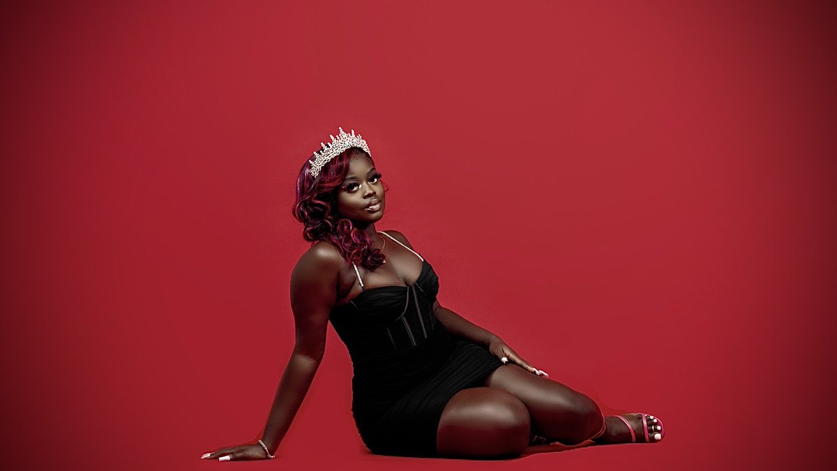 Alexa Turn Off Teenage Fever 🖤 #DubClub