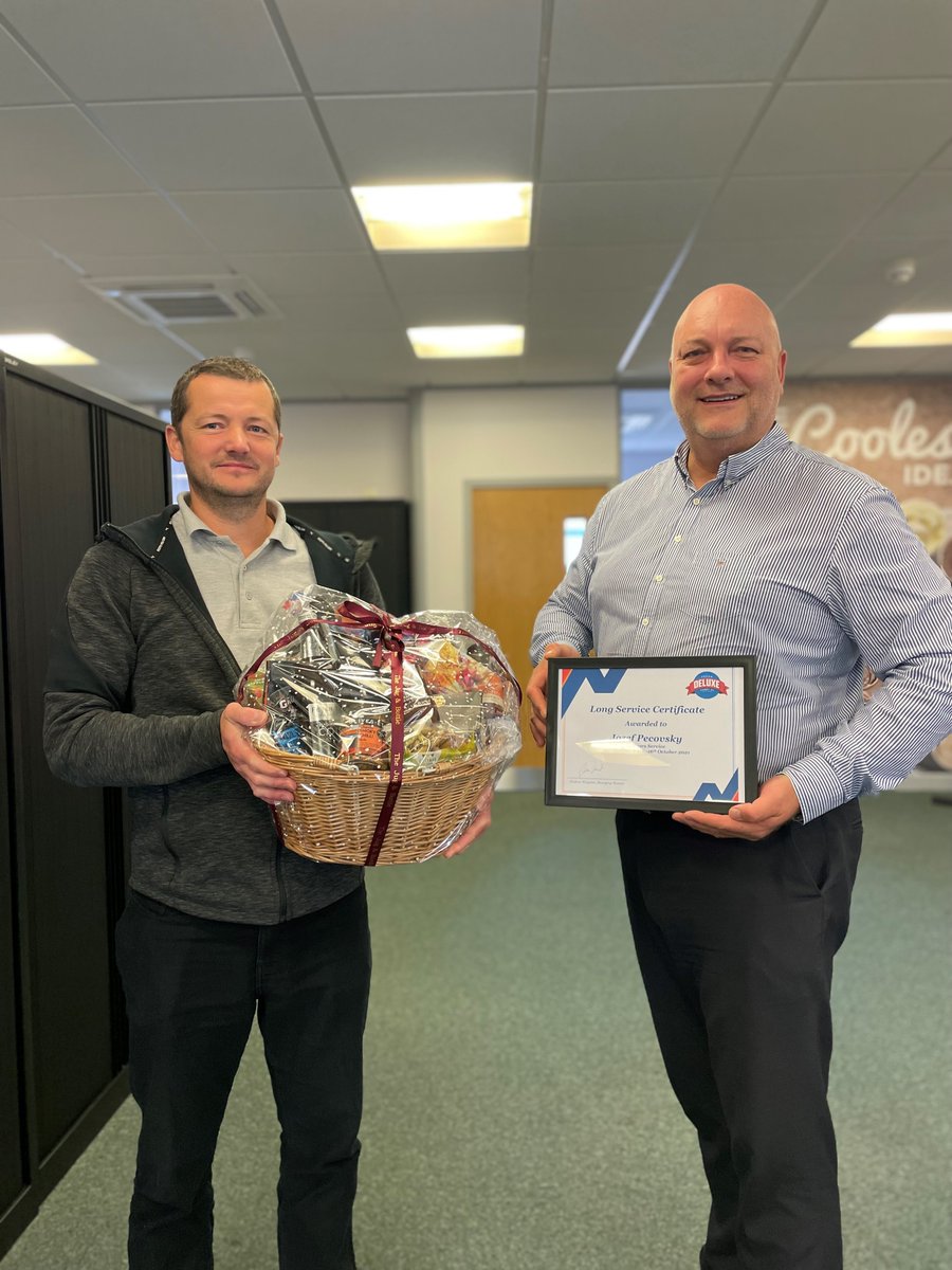 Jozef Pecovsky has worked for Pecan Deluxe Europe for an impressive 15 YEARS!! 
Enjoy your basket of goodies Jozef 🎉