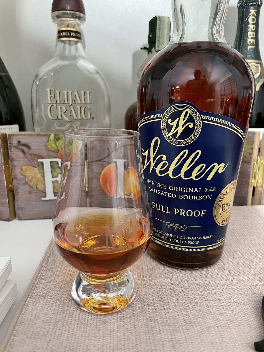 Finally cracked this #WellerFullProof to celebrate my promotion. Cheers 🥃 #Bourbon