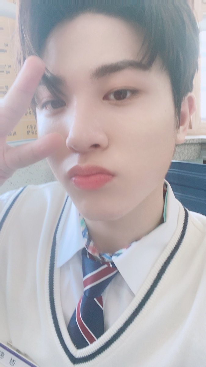 Junkkmu's tweet photo. ความจริงน้องเป็นตะเร้กของห้อง https://t.co/A0KtUeTlBt