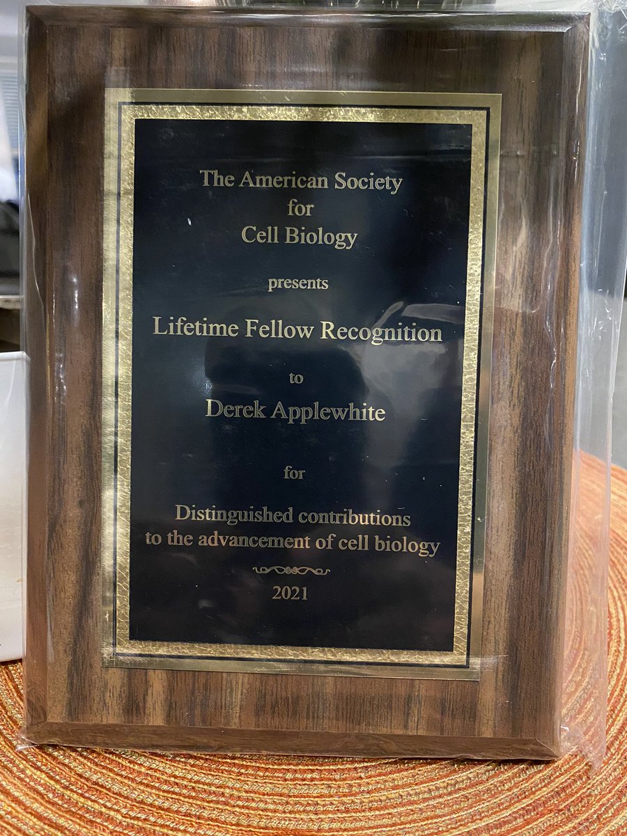 Derek Applewhite tweet media