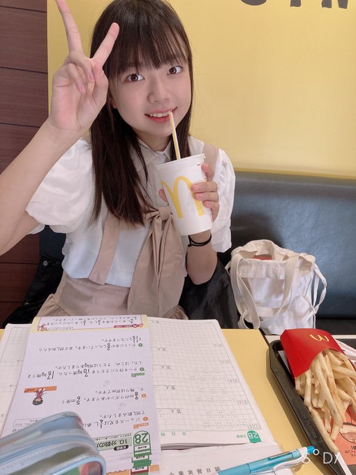 Twitterのコスプレ画像32