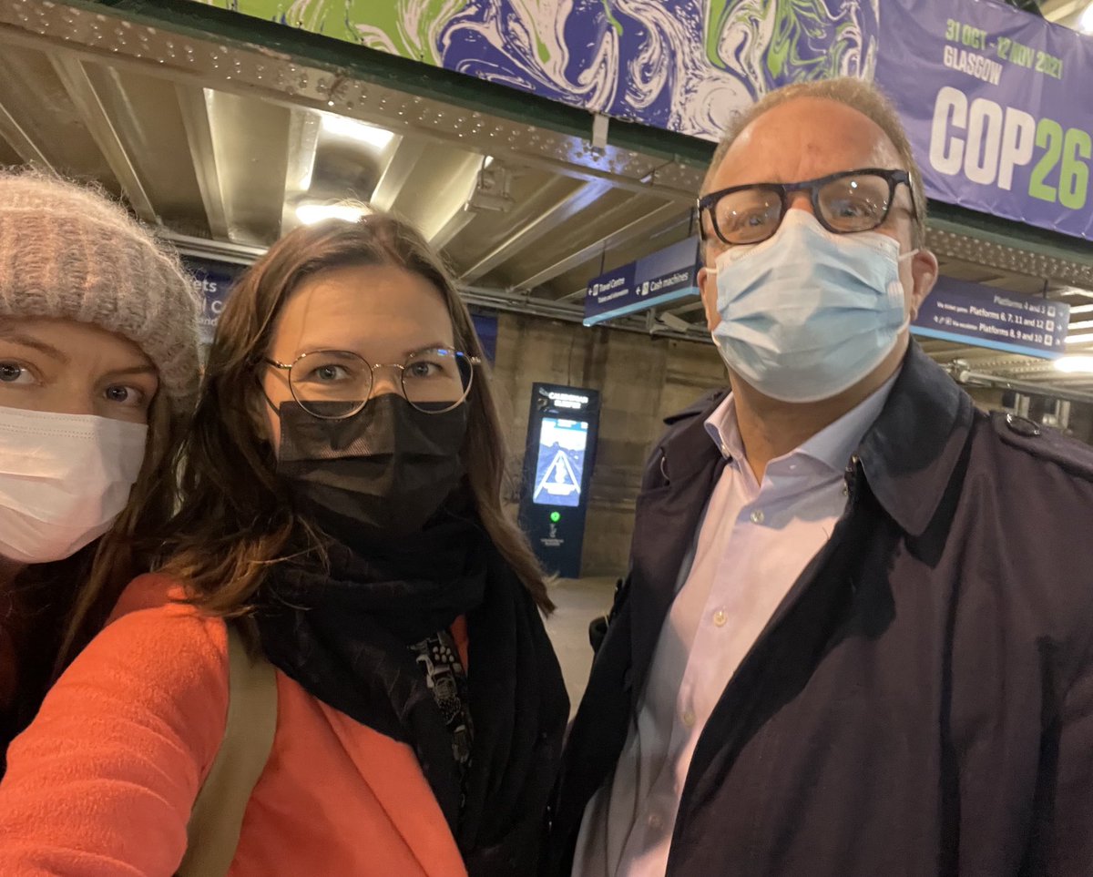 Matkalla #COP26’een #greenlahti pohjoismaisella paviljongilla tänään🌱🌱🌿 ⁦<a href="/pekkatimonen/">Pekka Timonen</a>⁩ ⁦⁦<a href="/AinoKulonen/">Aino Kulonen</a>⁩