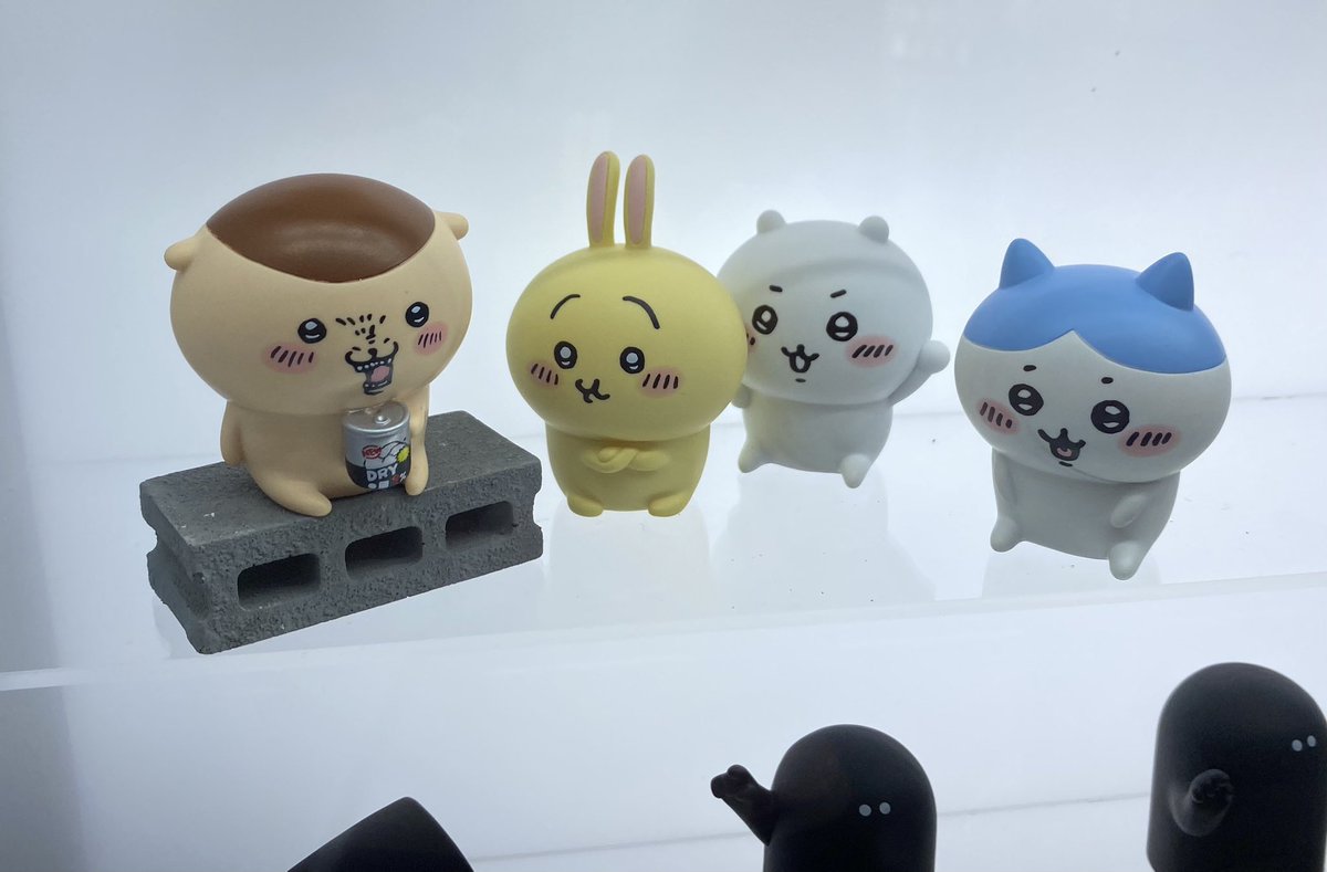 ネコとちいかわ、かわいい

塩ラーメン、うまい 