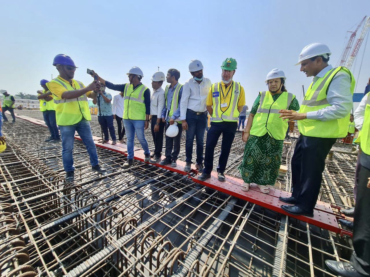 Ministry of Railways tweet media