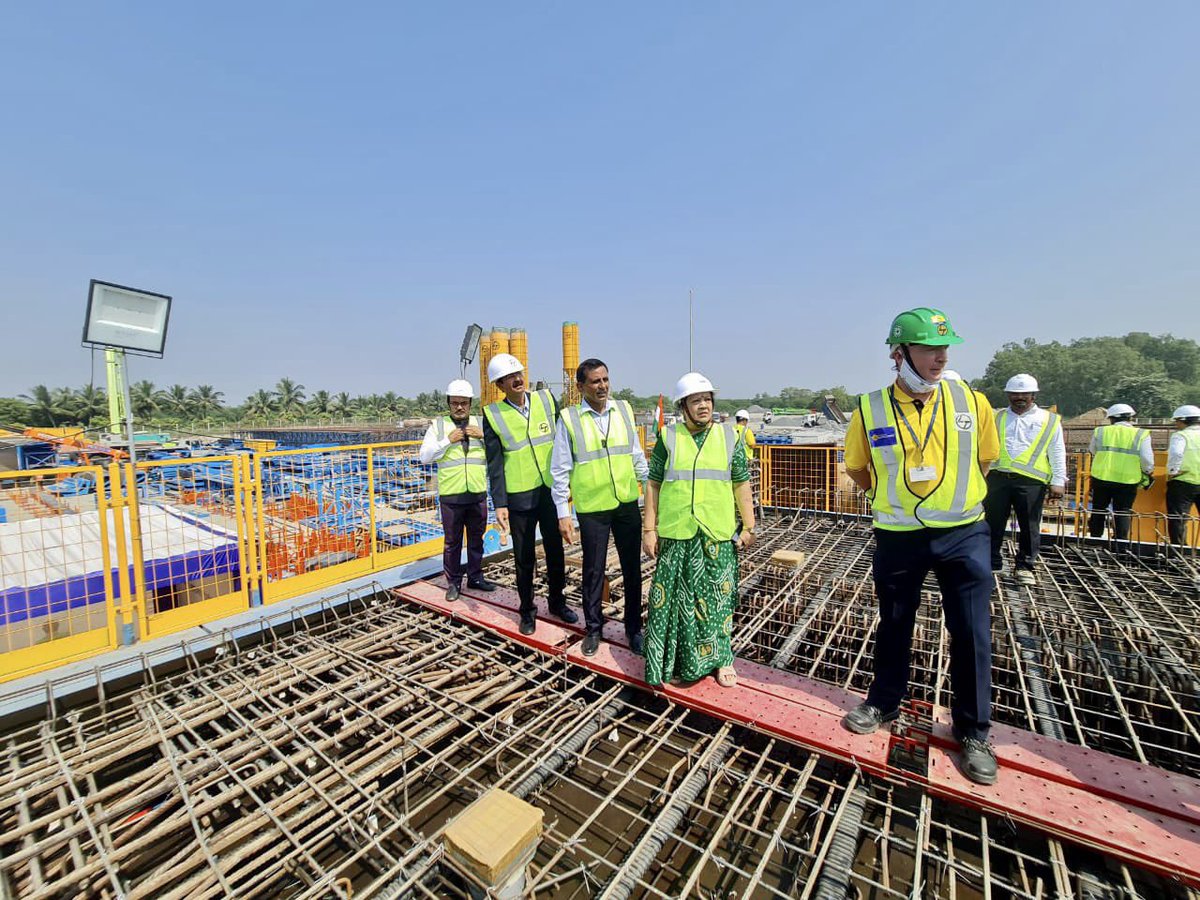 Ministry of Railways tweet media