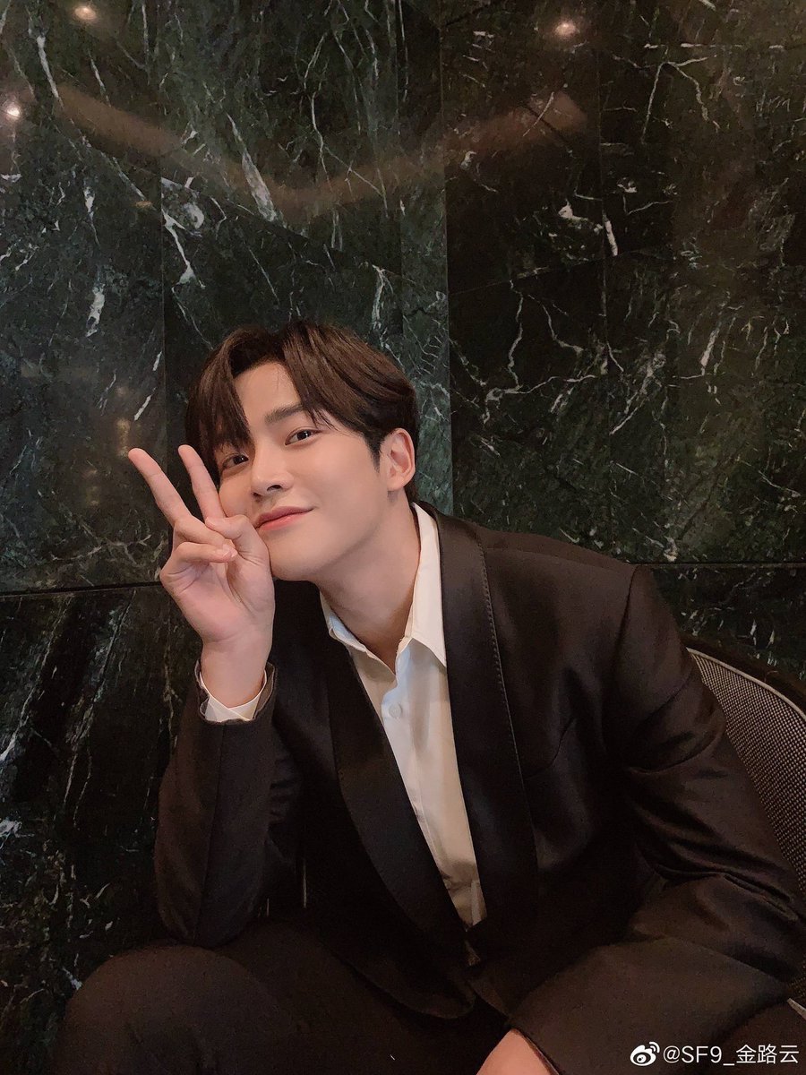 [ #ROWOON #로운 #SF9 <a href="/SF9official/">SF9official</a> ]
