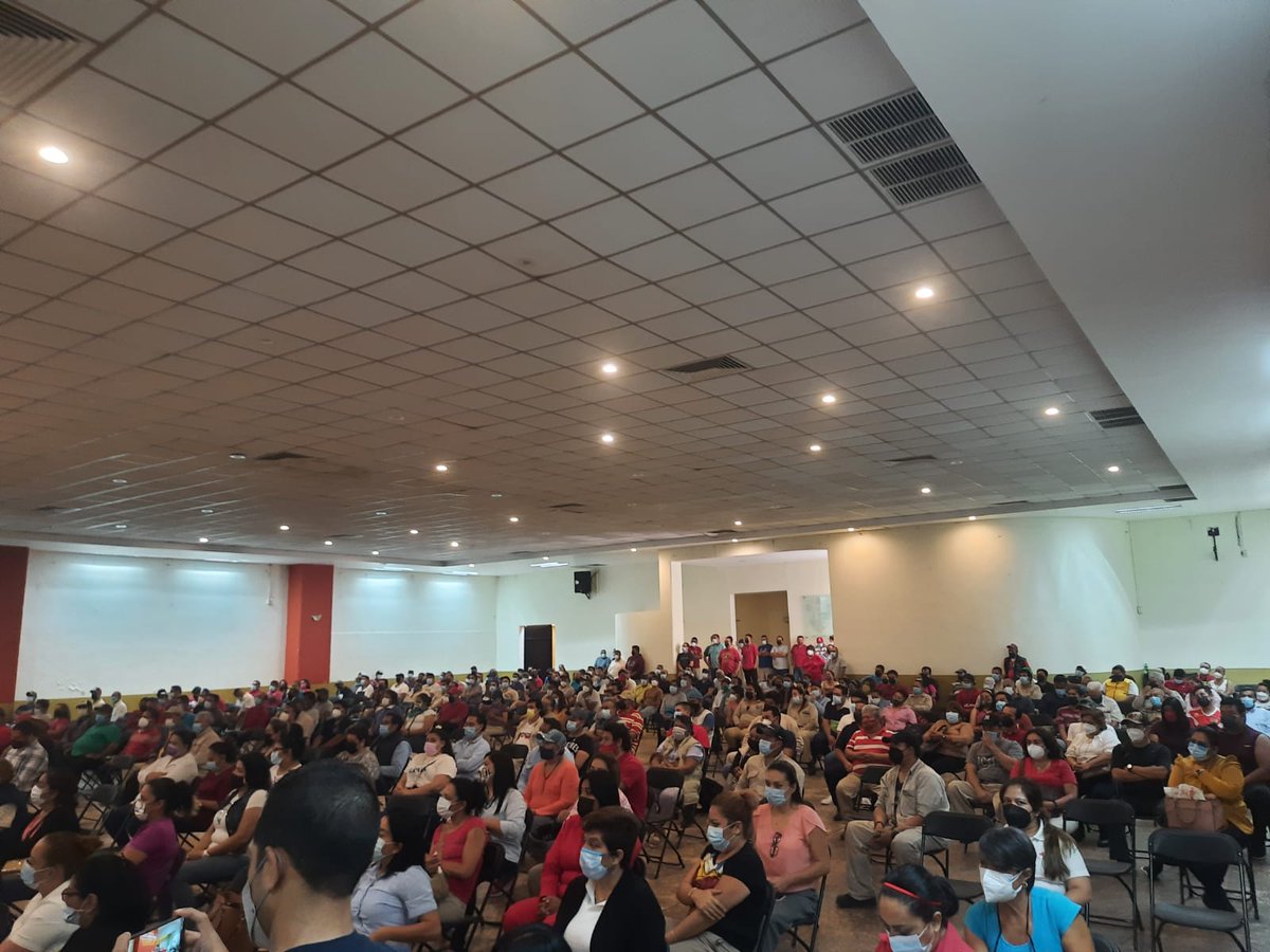 GomezReyesG's tweet photo. 03 de Noviembre, en la #Sección15 del STPRM, se llevará a voto secreto y en urna la selección de candidatos de los diferentes sectores para formar la planilla Roja Ganadora, en favor de l@s trabajadores sindicalizados. Totalmente de acuerdo. #YoConMLH❤ 🍋 https://t.co/WdcnMIwbSL