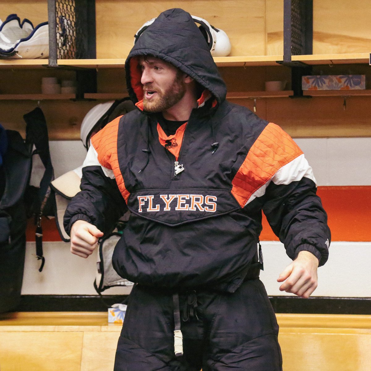 NHLFlyers's tweet photo. COOTS! 

There’s The Jacket. 

#ARIvsPHI | #BringItToBroad https://t.co/yS3ap3GgP8