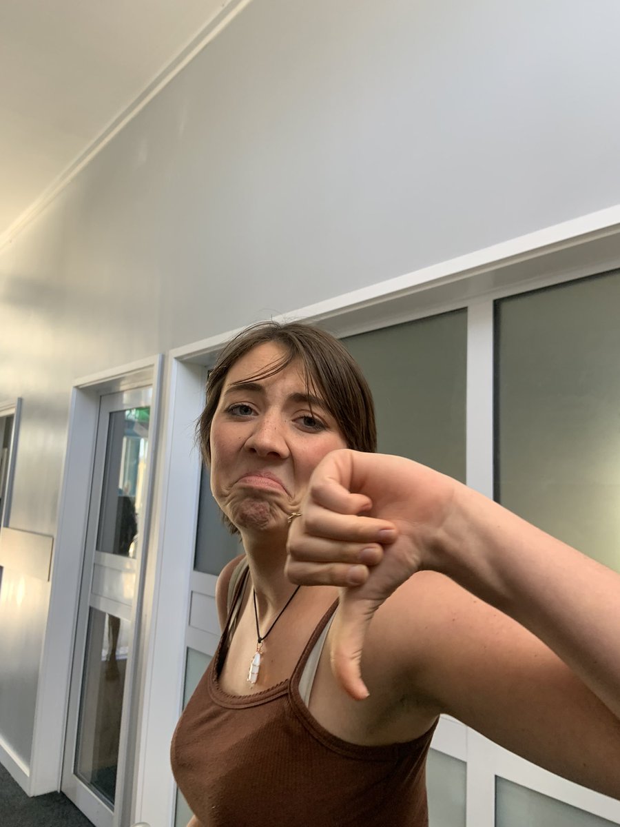 AyishaRollo's tweet photo. Going into bio to do a test ! Pray for us #GlobalPrayerForHumanity #failed #scared #HaveFaith #biology #homeworkslave https://t.co/7WBgG0LRBz