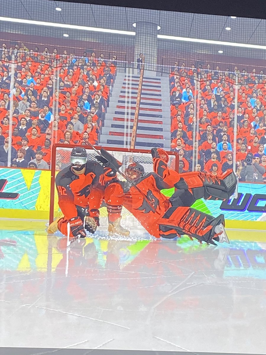 RealityCheckNHL's tweet photo. Just the boys hanging out. @DaKrAzYkld @theFigs42_ https://t.co/neb7rWc1O8