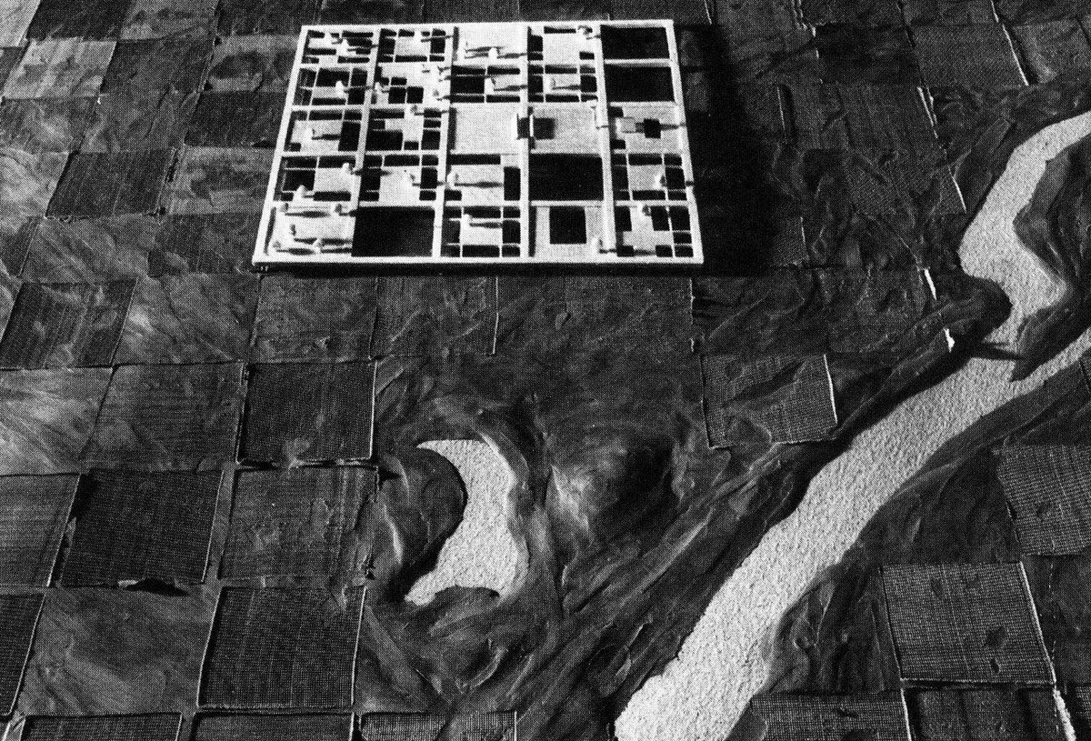 ddc_72's tweet photo. Rem Koolhaas, 2021 - Kisho Kurokawa, 1960
Hospitales del futuro que se construyen con las tipologías de siempre.
#matbuilding #architecture https://t.co/awheQMO9Rq