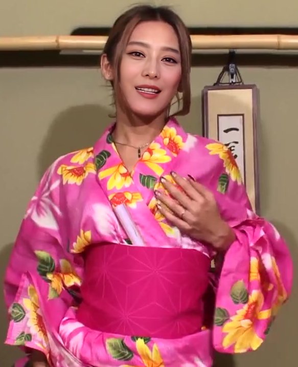 ts_yuqing's tweet photo. 大鸡吧好想要被亲亲，屁眼也痒的狠#ts #人妖 #女装 #大屌萌妹 #伪娘 #cd#北京tscd #大连天使  #变性人 #tsdating  #沈阳cd #长春伪娘  #哈尔滨人妖 #跨性别 https://t.co/K6HEaZs4aF