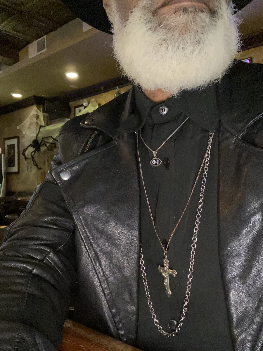 samfm's tweet image. Sitting in the first bar I played records in front of people I ain’t know