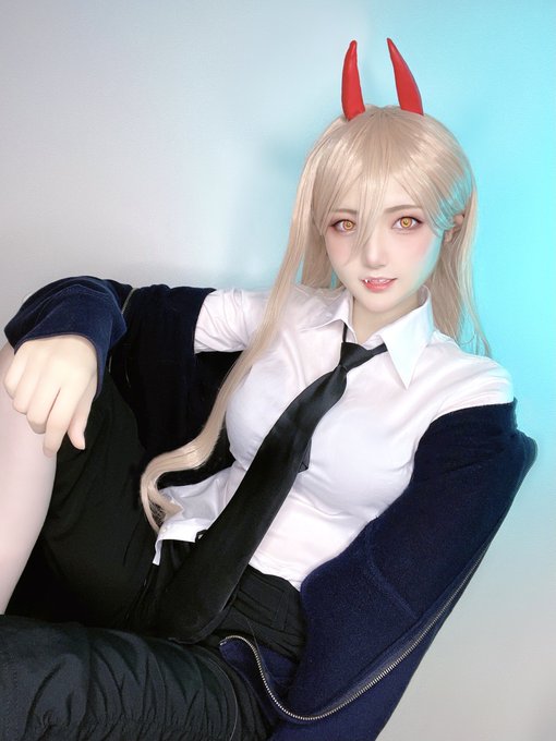 コスプレイヤーしょこらのTwitter画像27