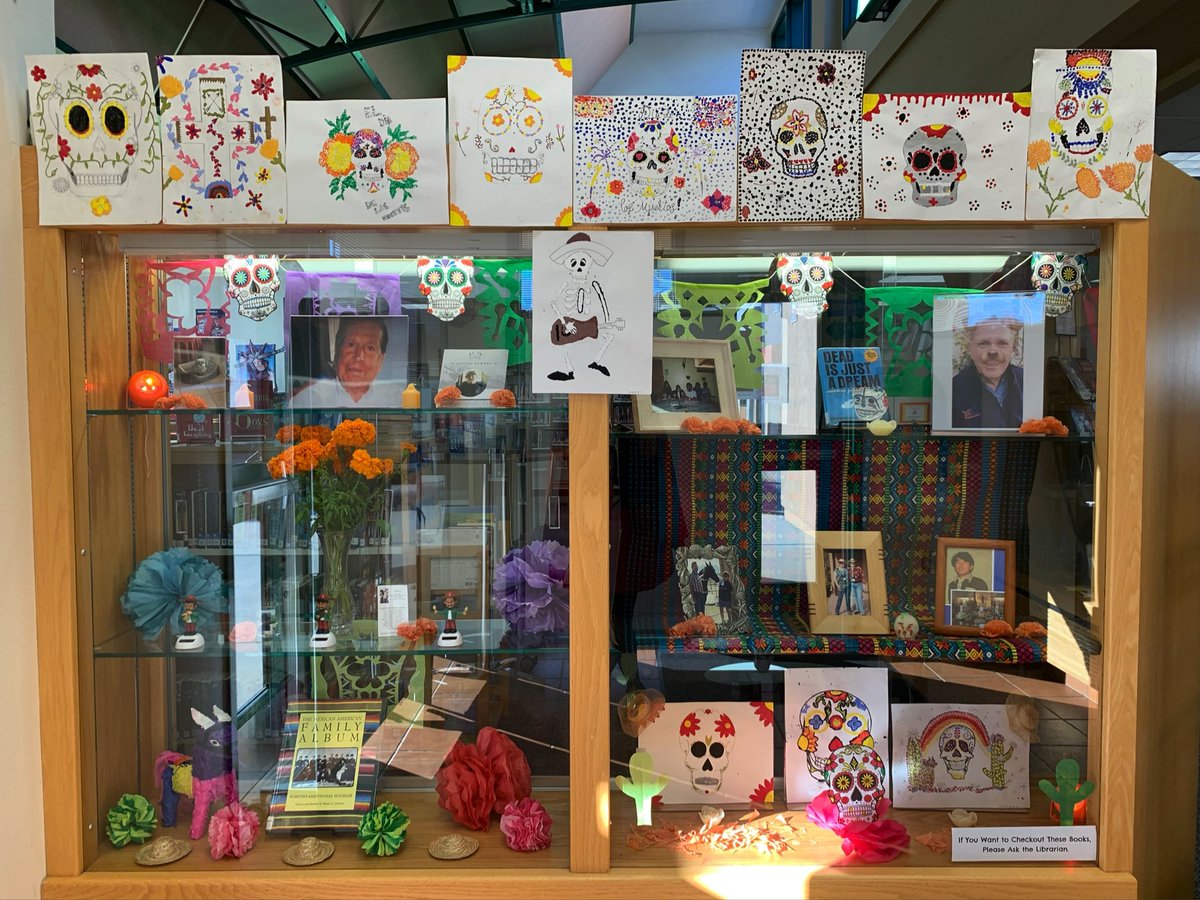 ChavezYukiko's tweet photo. #RMMSlibrary ‘s #ofrenda2021 a collaboration with @NikiSantangelo ‘s art class scholars &amp; Ms. Adelesly @EngageVista #DayOfTheDead #ofrenda #DiaDeLosMuertos 
🌼💀🌼 @RMMSbulls https://t.co/3TvIzxKrwi