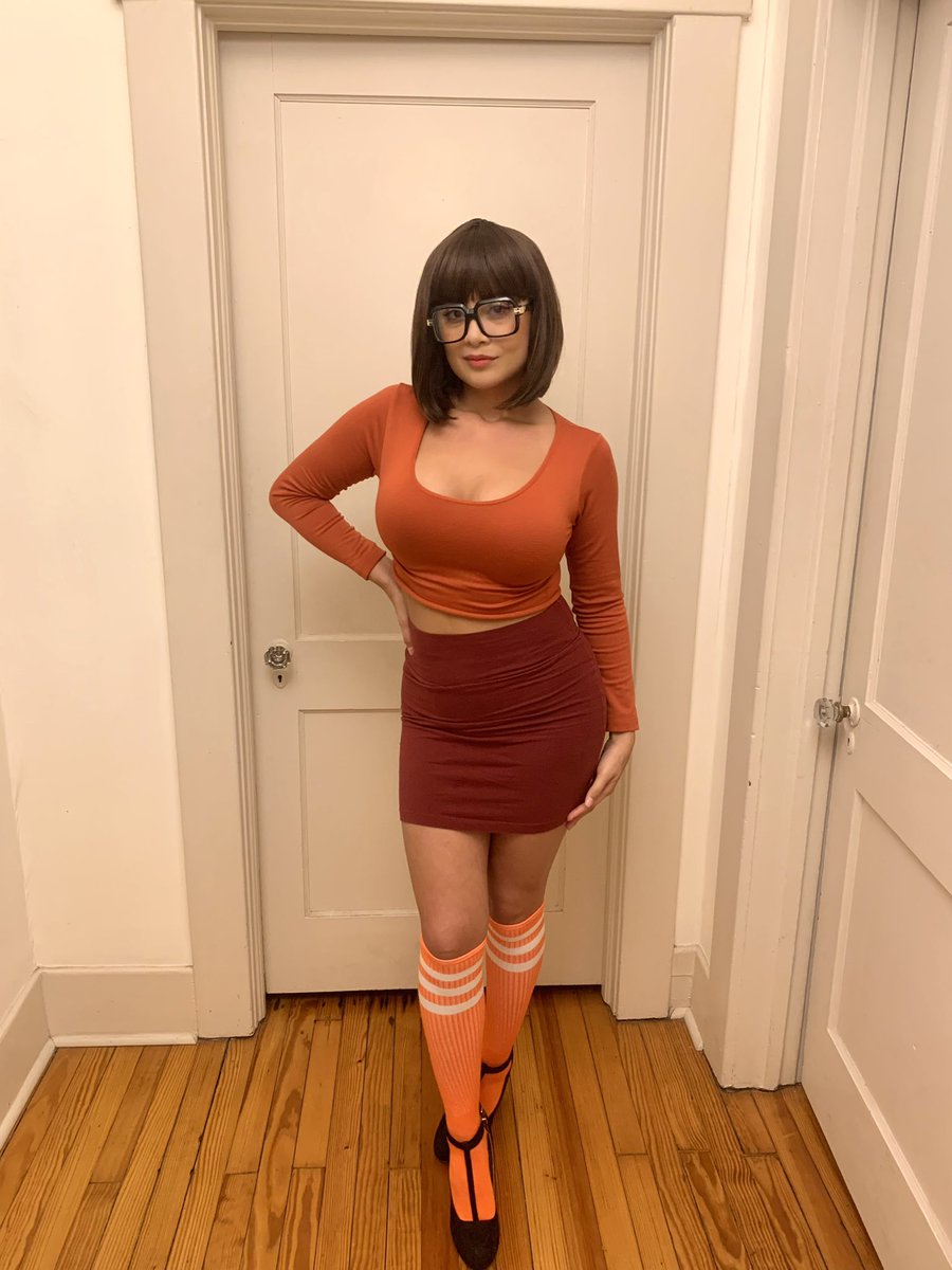 itsbrittnieyo's tweet photo. Velma https://t.co/DHTBiRPT1E