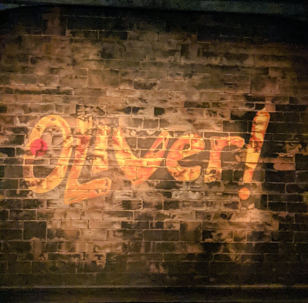 nutsmikanmarsh's tweet photo. 今日はこれ！

#オリバー
#OLVER
#東急シアターオーブ

https://t.co/XXSzMIIcMP https://t.co/HYFRIycuYC