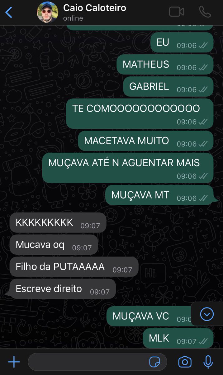 MatheusBlet's tweet photo. esse nerdola estava me obrigando a mandar feliz aniversário p ele e um autógrafo, então dar um exposed do quão a gnt eh retardado eh a melhor forma de mandar um te amo p um esquizofrenico, parabens mlk vc merece pika! 🔥🔥🔥 https://t.co/41j1lB8Udz