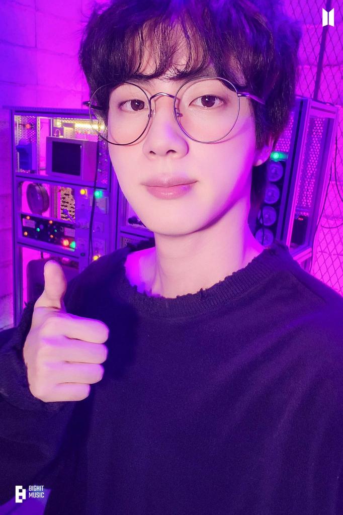 BTS tweet media