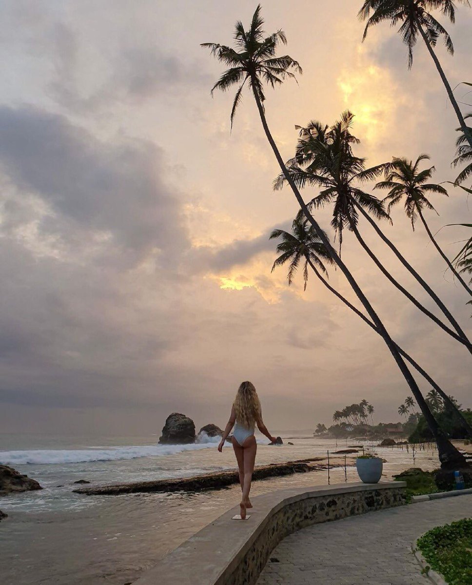 TMirissa's tweet photo. Koggala Beach Srilanka 
#SriLanka #Beach #sunsets #girl #travel #photography #sosrilanka #visitsrilanka https://t.co/vxDzkLwVL6
