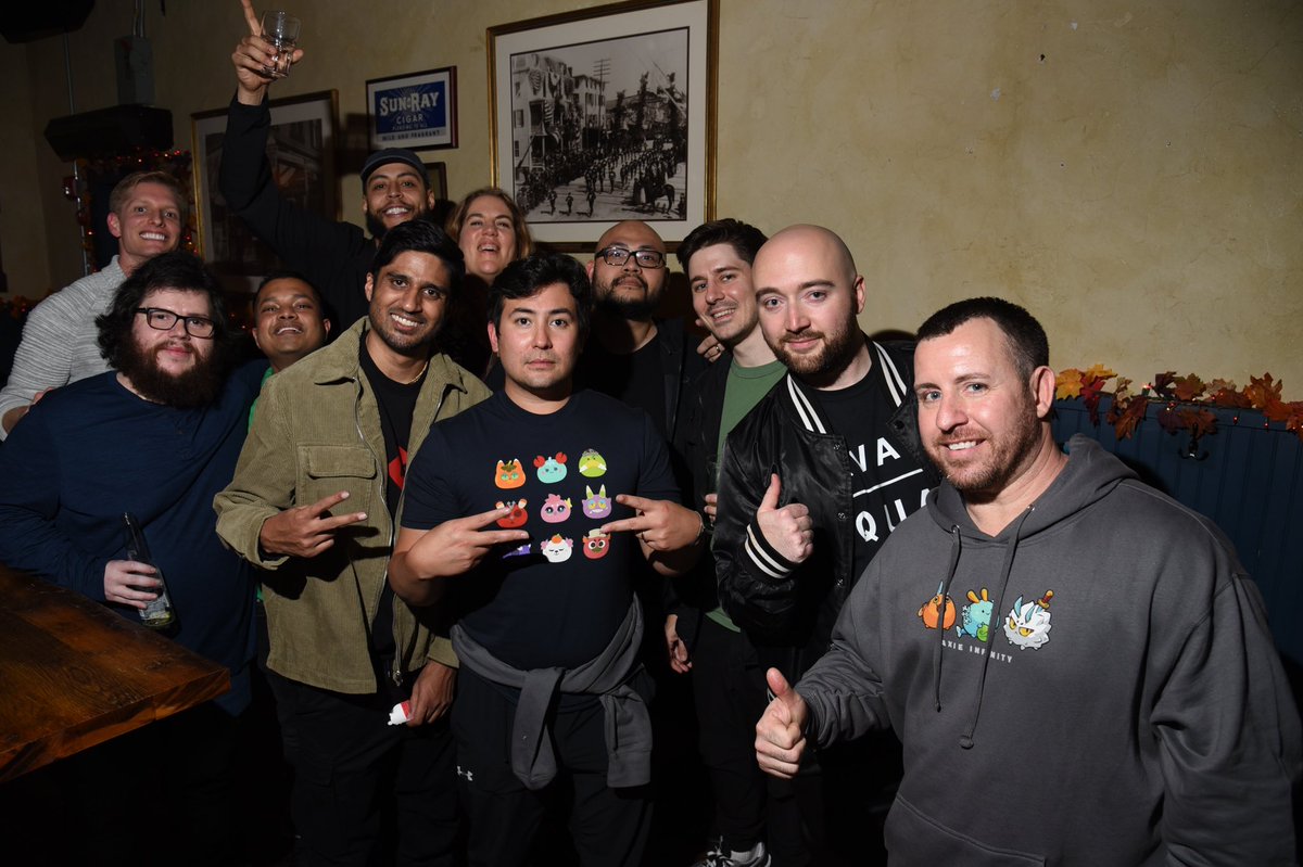 SteveEichner's tweet photo. The @axiechat party in NYC was a blast! See lots more photos here: https://t.co/xkfJCm3UbI @Jihoz_Axie @brycent @baronar_nft @ZyoriTV @amypeniston @axiesisters @AxieInfinity Love you guys! https://t.co/f417GDQjKB