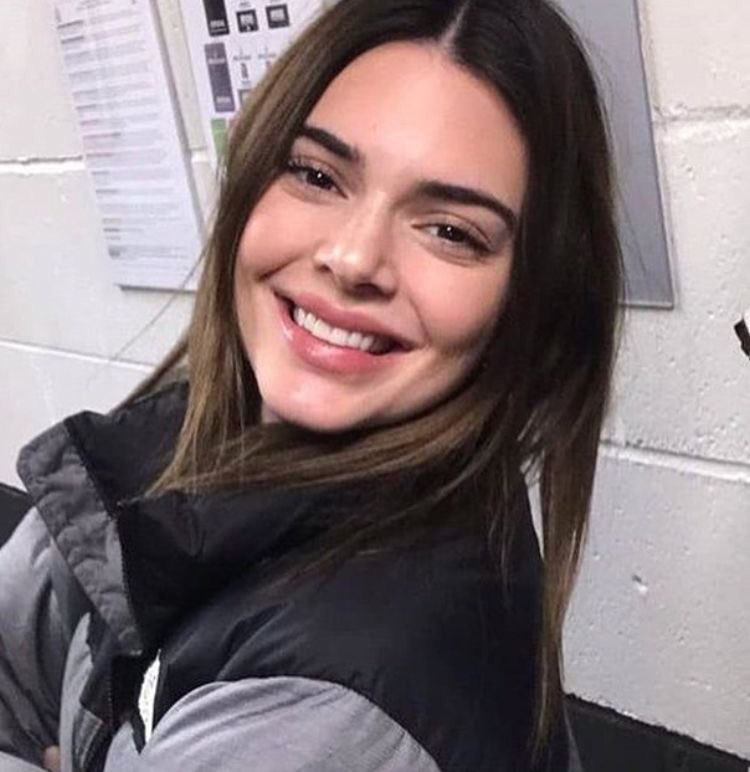 Happy birthday to the icon, kendall jenner<3 