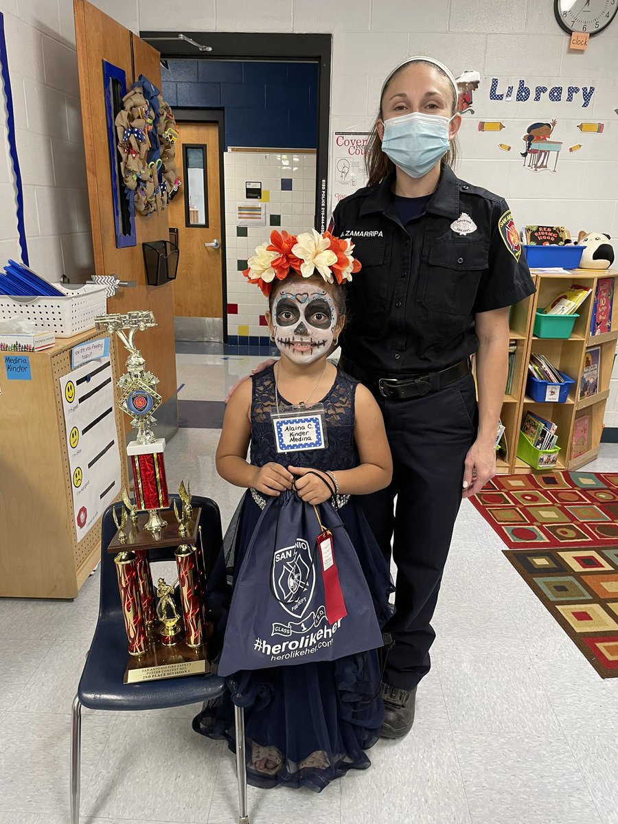 MartinezMiriamR's tweet photo. Today we celebrated Kindergartner Alainaβs winning artwork in the SA Fire Dept. Art Contest! She won 2nd place in the whole city! Way to go Alaina! Thanks for the ginormous trophy firefighter Zamarripa! ππ¨π₯π #learnthesoundsoffiresafety #growinggreatness #cultivatingartists https://t.co/asDPrNb0DJ