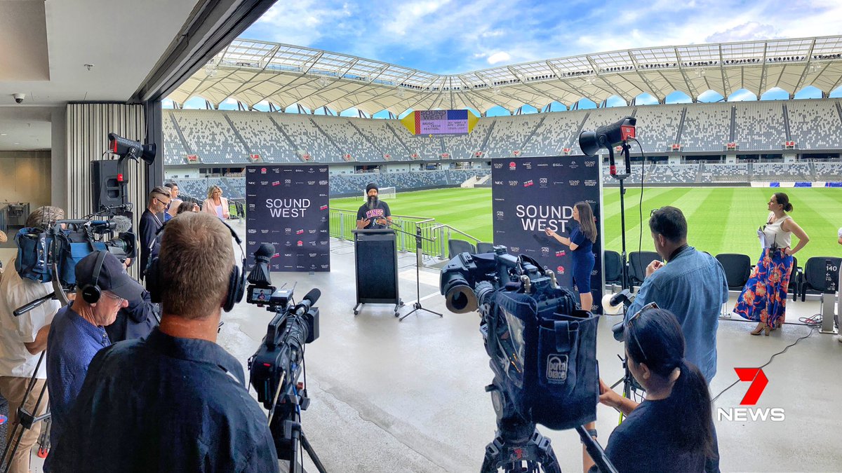 PARRAMATTA: NEW MUSIC &amp; TECHNOLOGY Festival for Western Sydney .. HipHop Artist <a href="/LFRESHTHELION/">L-FRESH The LION</a> , <a href="/stuartayresmp/">Stuart Ayres</a> &amp; <a href="/GeoffLeeMP/">Geoff Lee MP</a> launched ‘SOUND WEST’. This Festival will see <a href="/parracity/">City of Parramatta</a> activated over five colourful days with feature performances &amp; workshops March-April2022.#7News