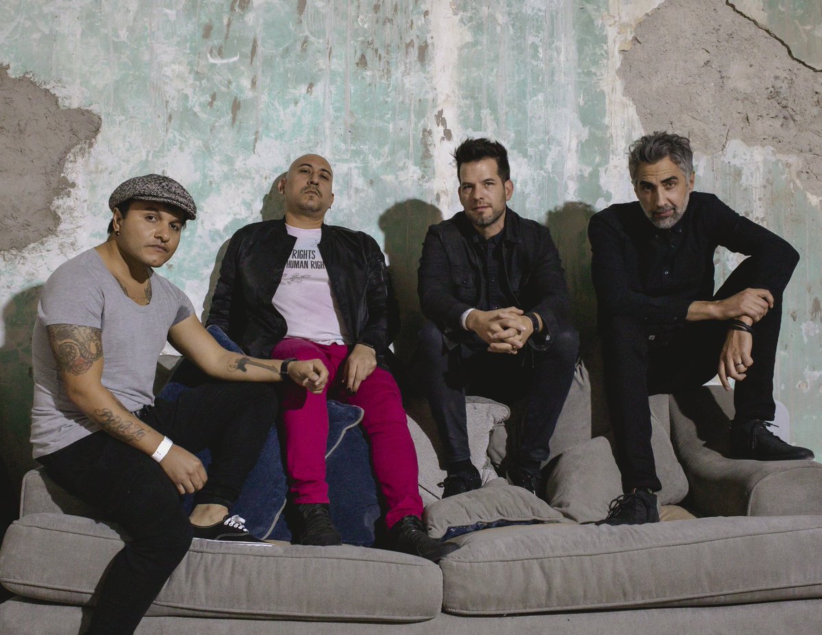 Tiqfun's tweet photo. #SesiónTiqfun @DELUX se presentó en #Cdmx como parte de los #ConciertosTiqfun el pasado 30 de octubre.
📸: @ricksupertramp.
#Delux #Deluxrock #TerrazaFranciscana #Cdmx #Terraza #terrazas #concierto #tiqfun https://t.co/OvJKJJV55i