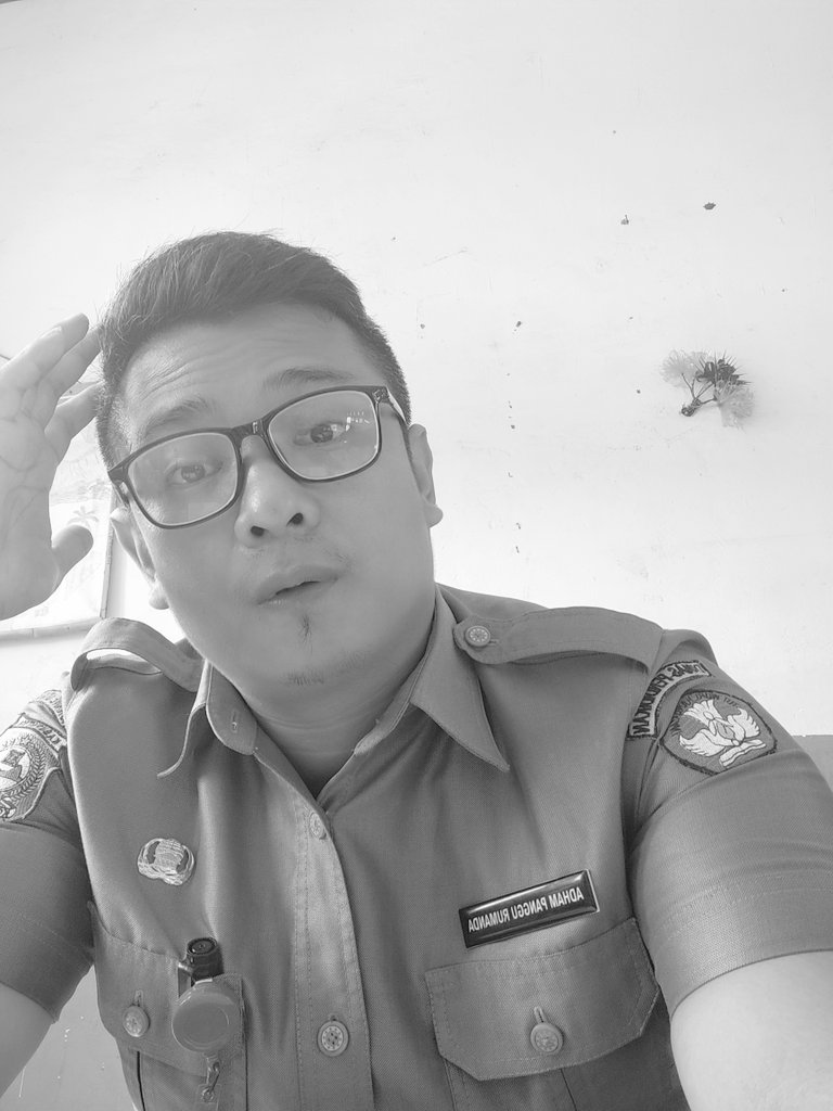 damtheripper's tweet photo. Siap siaga https://t.co/7frQ1p4lWk