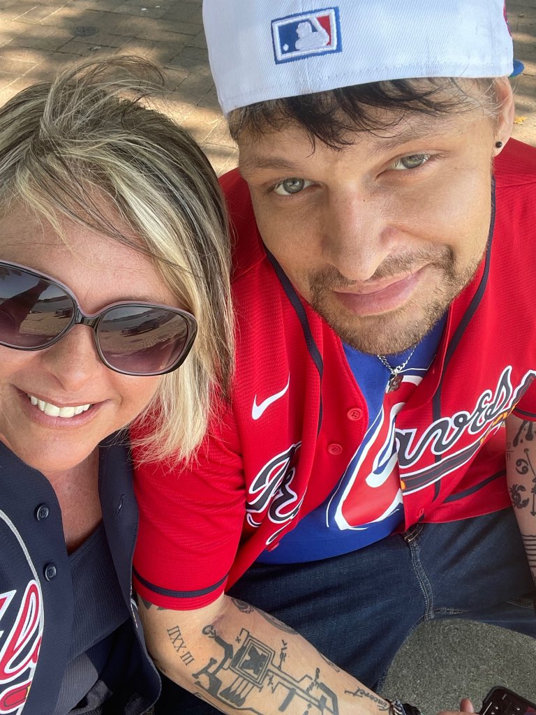 mandycastle14's tweet photo. Way to Go Braves🎉❤️⚾️ #WorldseriesChampions @Braves @im_dat_Castle https://t.co/V5bCc5lZNR