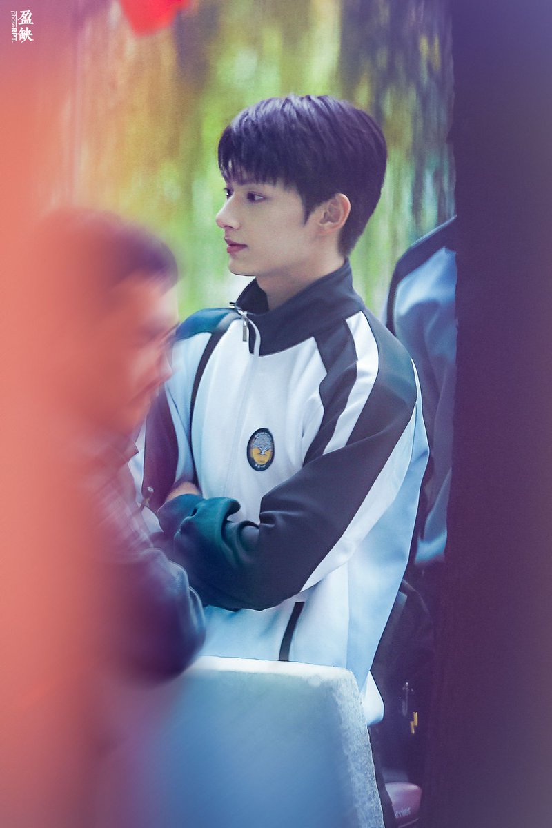 phaseRPT's tweet photo. 《独家童话》

#세븐틴 #SEVENTEEN #준 #문준휘 #JUN #文俊辉 https://t.co/0Ak4RZNsxp