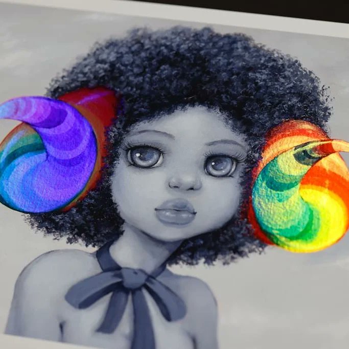 TheCamillaStore's tweet photo. 🚨 A NEW PRINT IS COMING!
Releasing Saturday November 6th at 9amPST on https://t.co/SiPe0UQHOM is Spectra featuring HOLOGRAPHIC horns! 🌈  There will only be 75 of these prints available so don't wait to get yours!! #horns #holographic #womenofcolor #representationmatters https://t.co/kLQFvTpvpJ