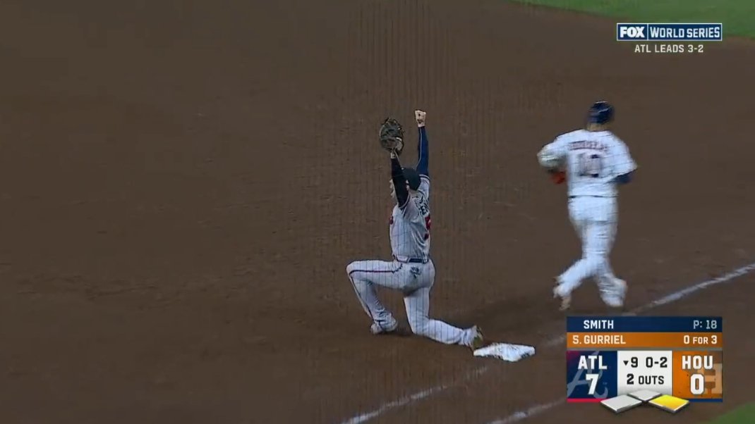 JSJohn14's tweet photo. Freddie has a very consistent clinch celebration https://t.co/XglrQzAOF4