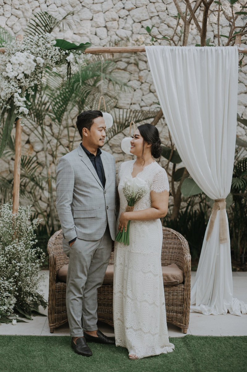 anggitawidasari's tweet photo. @ryanffebrianto Ikut sharing intimate weddingku. Fine dinning ala ala. Budget kurleb 20jt (incl fotografer, decor, buffet). Tamu yg diundang 50 org. Semua tamu happy karena ga desak2an👍🏻😁 https://t.co/fYpqGuPtA0
