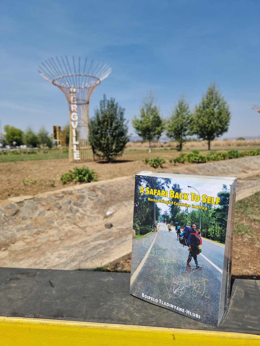 Boipelo_Travels's tweet photo. Now available on Amazon Kindle!๐คธ๐พโโ๏ธ
Not necessarily a linear read, you can hop between chapters according to which country intrigues you the most๐
#aSafariBackToSelf
#Backpacking54CountriesInAfrica https://t.co/FJKXUOCQ9m