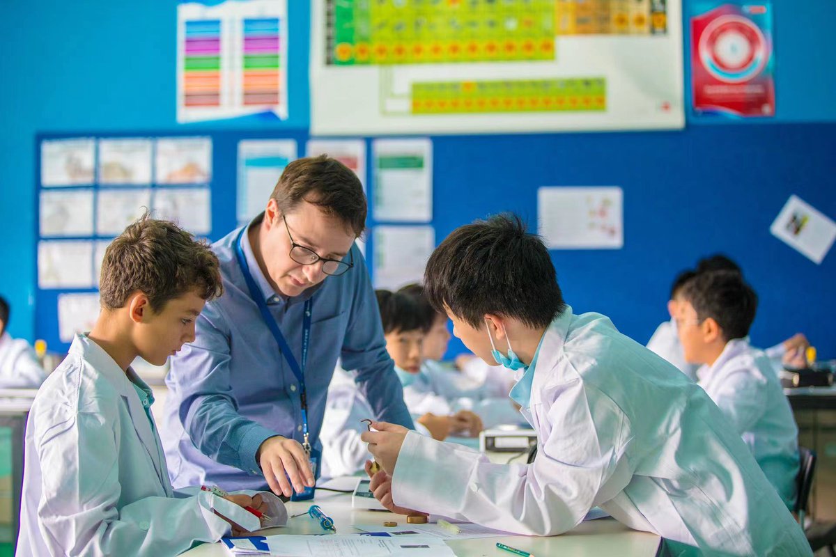 Who said a #science experiment? #WISSstudents are ready! As part of the Unit “Forces and Motion”, science students from Grade 6 experimented the difference between mass and weight in our labs. #WISSshanghai #Forces #Motion #IB #MYP #IBeducation #sciences