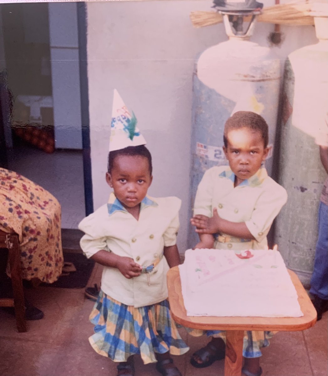 segello_'s tweet photo. @FK1hunnid’s mom and my mom are sisters who share a birthday. Their first born children (us) share a birthday too😊 Happy birthday to my star crossed sister and I. Here’s to family, success and killing it!!🥂✨ 
#fai25
#boi24
#ScorpioSzn
#Xhosa1babies https://t.co/esMVY1j449
