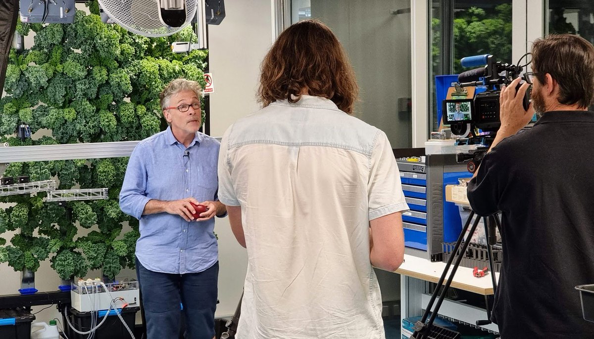 Michael Milford, FTSE π€πππ§ ππ£οΈ (@maththrills) on Twitter photo Great shot of @petercorke59 mid-enthusiastic spiel on all the #agricultural #robotics research and #industry work being done at <a href="/QUTRobotics/">QUTRobotics</a> including <a href="/ChrisLehnert/">Chris Lehnert</a>'s team working on #vertical #farming and #greenhouse #robots Great shot of @petercorke59 mid-enthusiastic spiel on all the #agricultural #robotics research and #industry work being done at <a href="/QUTRobotics/">QUTRobotics</a> including <a href="/ChrisLehnert/">Chris Lehnert</a>'s team working on #vertical #farming and #greenhouse #robots