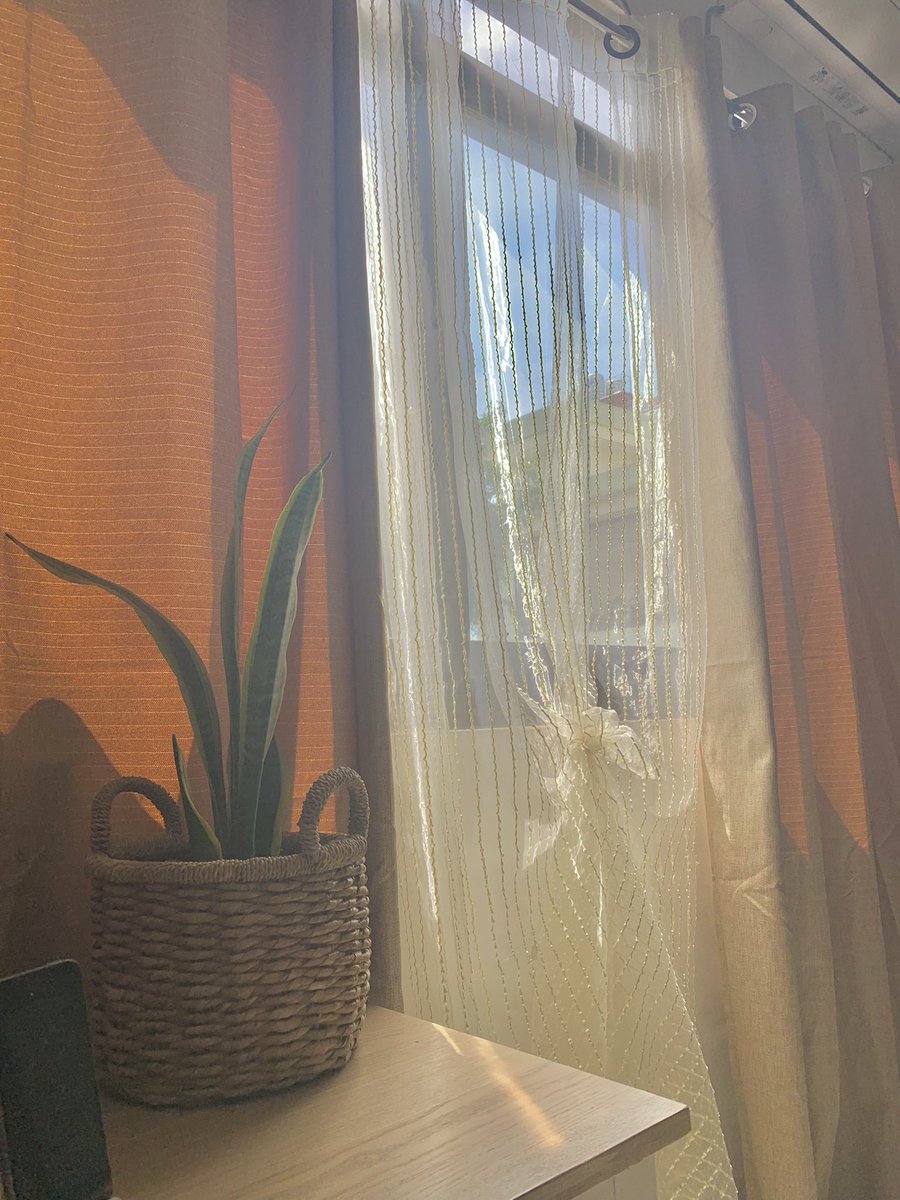 renputis's tweet photo. After a very tiring and stressing two consecutive weeks, got a rest for myself now. Love the sun, thanks Abba. https://t.co/yJOhI7WUNx