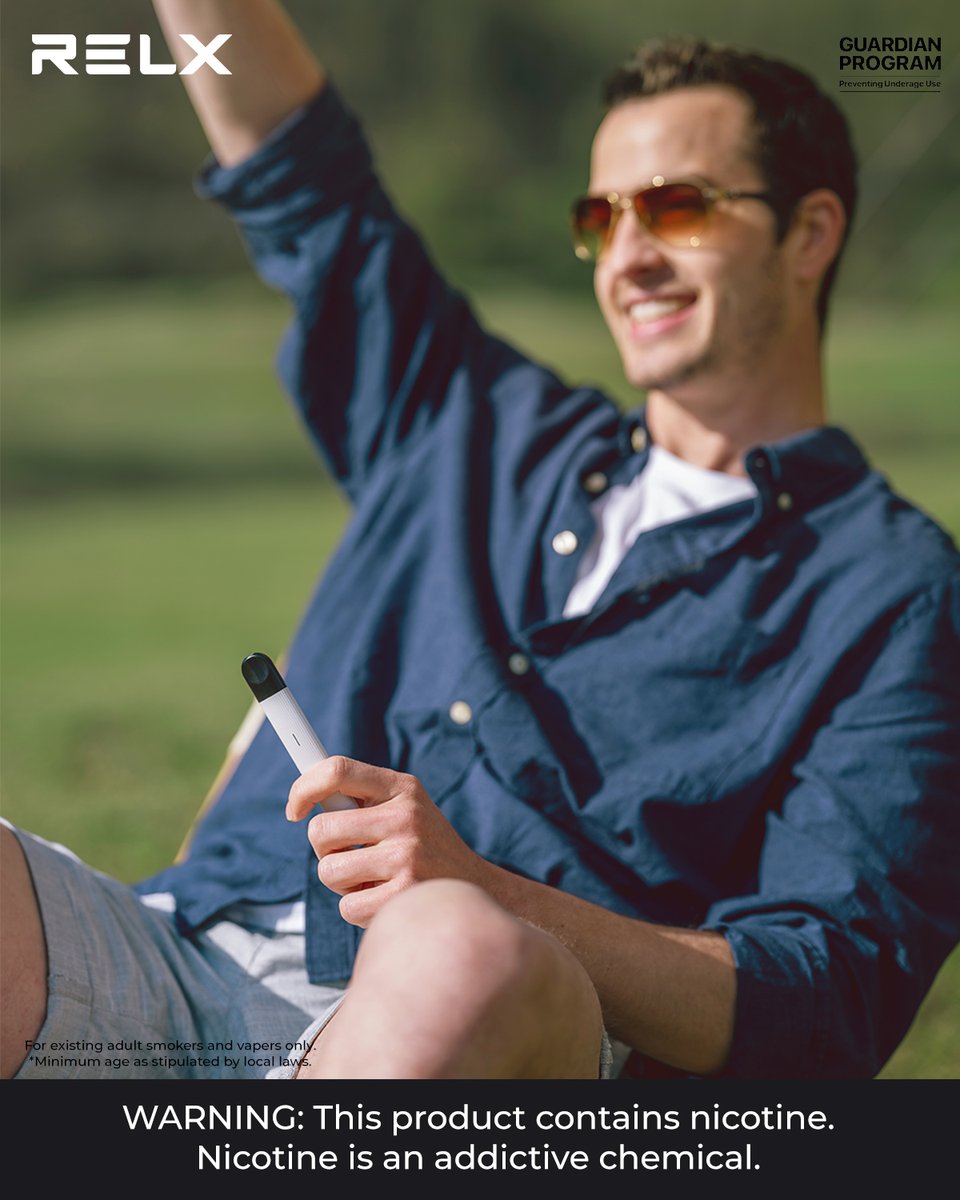 RELX_INTL's tweet photo. Smile to the moment you're in right now and #RelaxJustRELX ✨

[For adult smokers and vapers only]
#RELXInternational #RELX https://t.co/nMpncO3snb