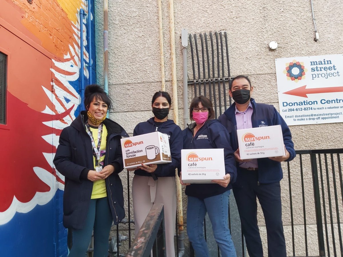 hiltonsuiteswpg's tweet image. The Main Street Project put out the call for coffee recently as the weather in Winnipeg starts to turn frosty and the #HiltonWinnipeg team delivered! #mainstreetproject #wearehospitality.