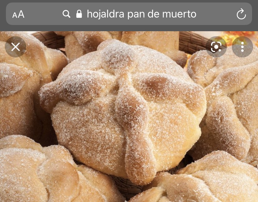 claurebollo95's tweet photo. Claudi: Si hay que celebrar día de los muertos les voy a preparar pan de muerto y chocolate caliente. 

5 horas después de preparación de la famosísimo hojaldra 

Foto 1: lo que claudi quería cocinar
Foto 2: lo que claudi cocino 🥲🥲🥲 https://t.co/MwUGz74lc4