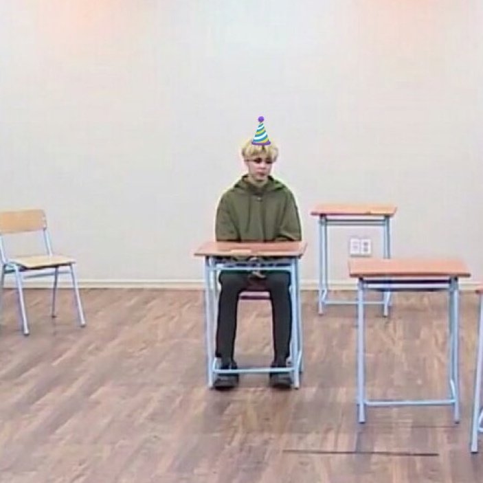 jhopetapes's tweet photo. oh look I can use this meme again https://t.co/Pz3qsKjuJX