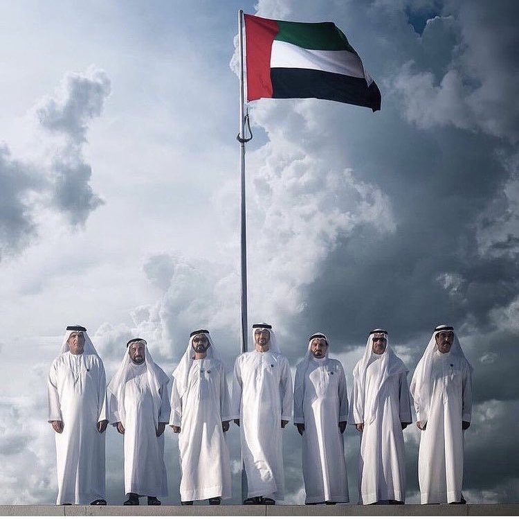 دام الامان وعاش العلم يا امارتنا 🇦🇪
الله يحفظ الامارات وشيوخ الامارات 
#يوم_العلم