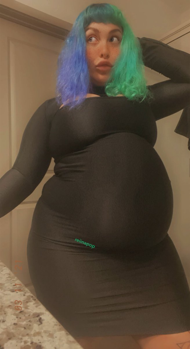reiinabae's tweet photo. there’s no point even trying to hide this gut anymore, so I may as well go all in and see how many plates of food it’ll take for this dress to bust ✨🤤 don’t get too close or you might wind up getting slurped down with my dinner 🍽 https://t.co/RBU0razoRA